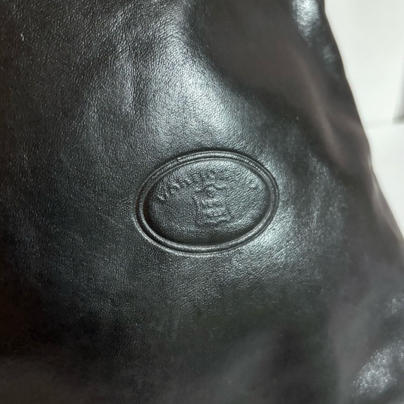 Vintage Elegant Black Leather Backpack main image 2